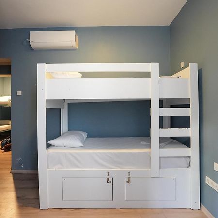 Cheers Vintage Hostel Istanbul Exterior photo A bunk bed